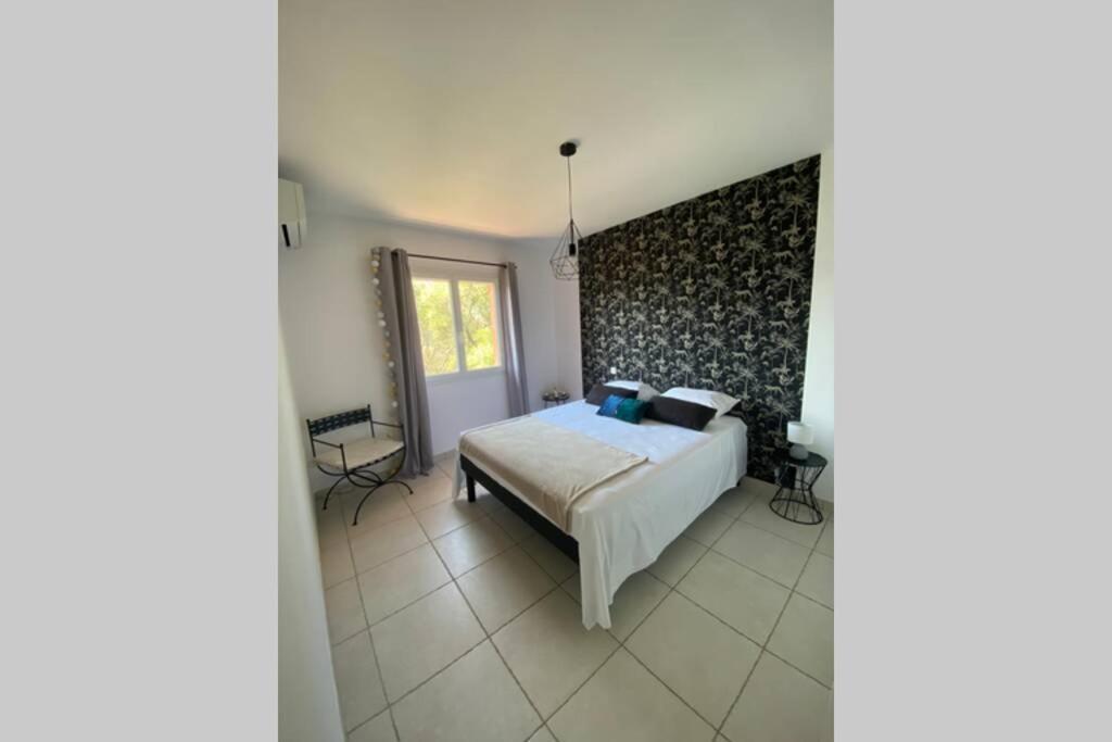 Апартаменти Joli F3 De 60M2 Avec Balcon Bastelicaccia Екстер'єр фото